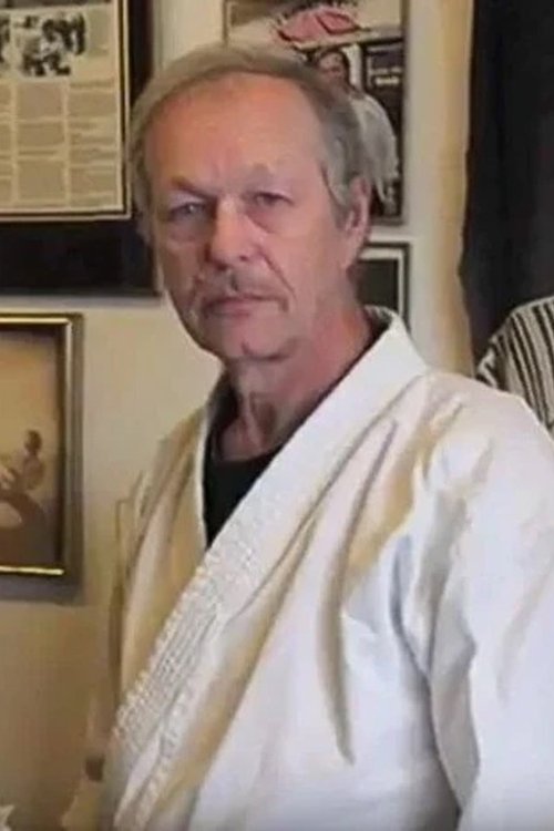 Emil Farkas as Karate Fighter