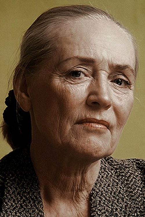 Karen Margrethe Bjerre as Kims mor