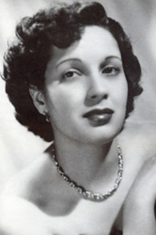 Mariana Villar as Adriana Bento (as Mariana Vilar)