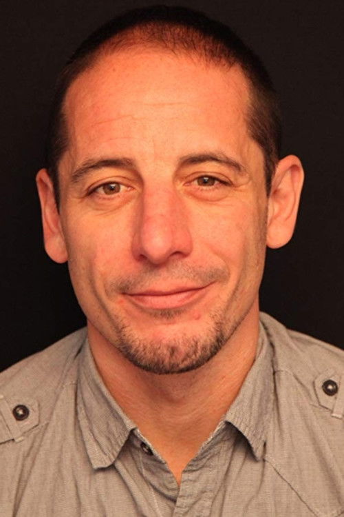 Eduardo Moratilla as Pickpocket