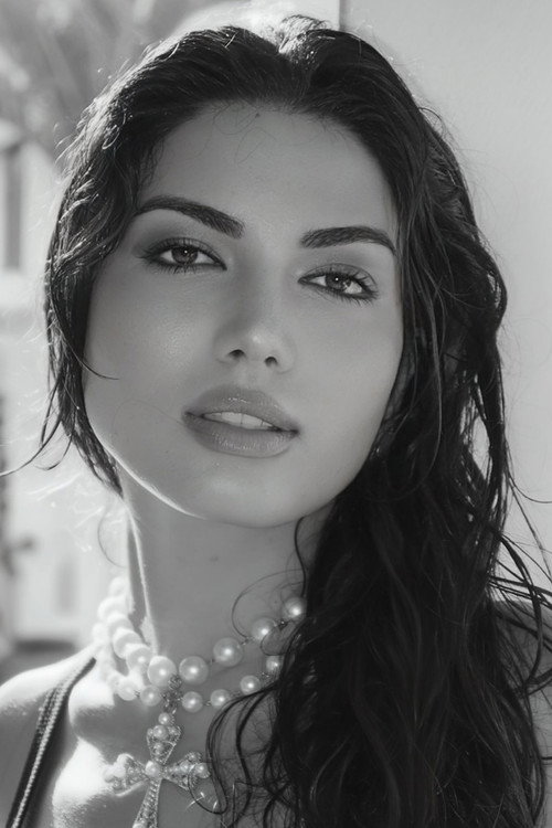 Faina Zuckerman as Arzu