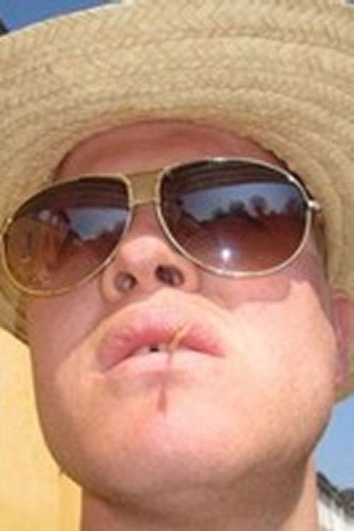 Clement Blach Petersen as Theis Nice