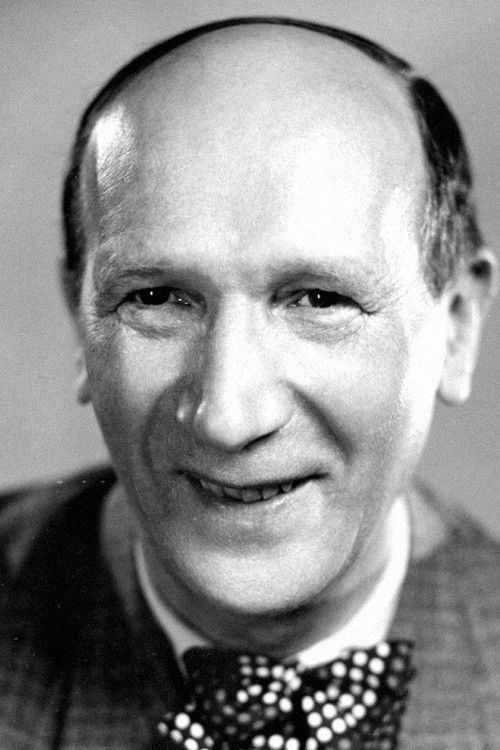 Ludde Gentzel as Calle's servant