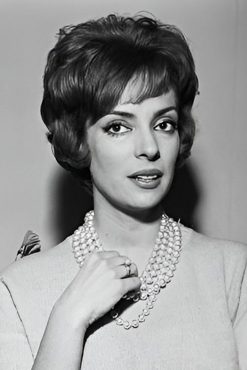 Ana Raquel Satre as Judit