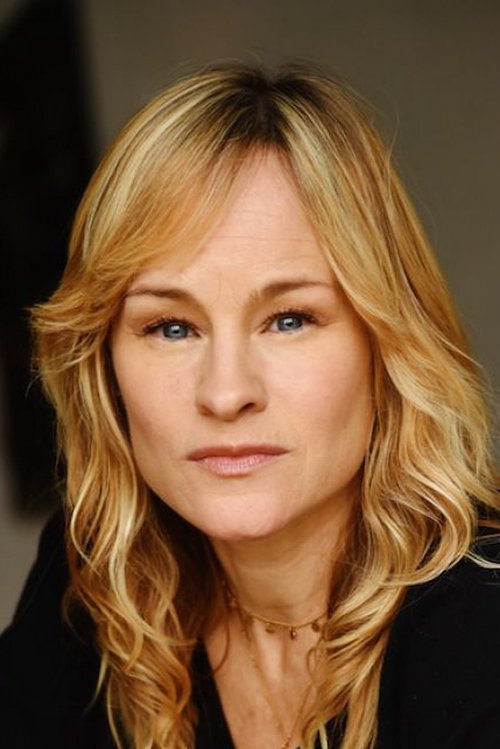 Dorkas Kiefer as Leonie Kandt