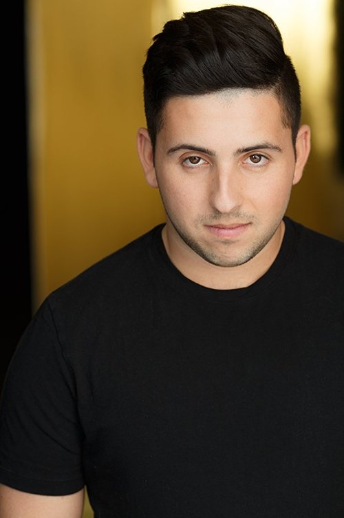 Dan Elijah Rudin as Sneezer