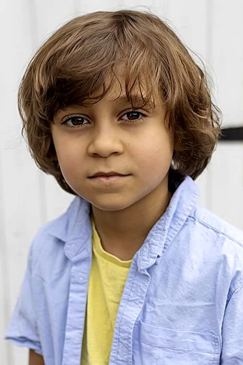 Bastian Antonio Fuentes as Matthew