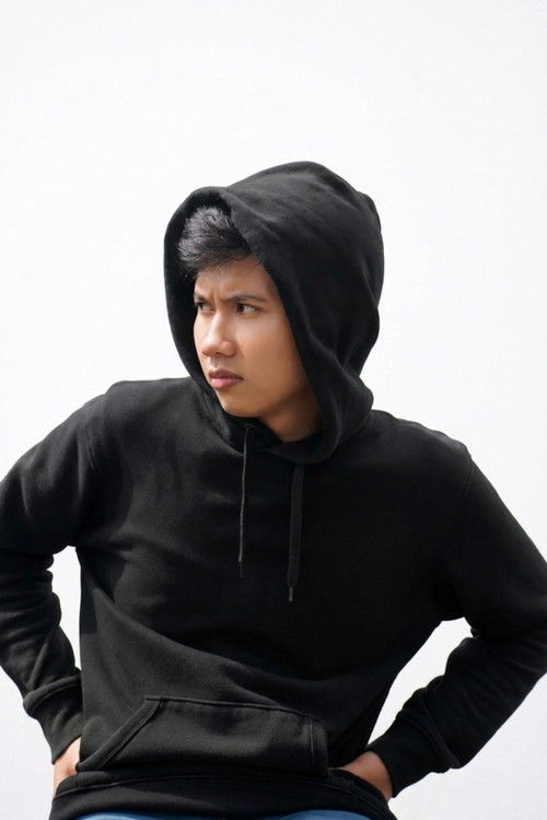 Abimanyu Khatman Zakaria as Soundman