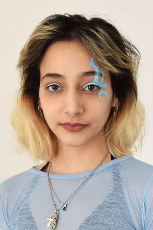 Sarah Al Saleh as Mihrije