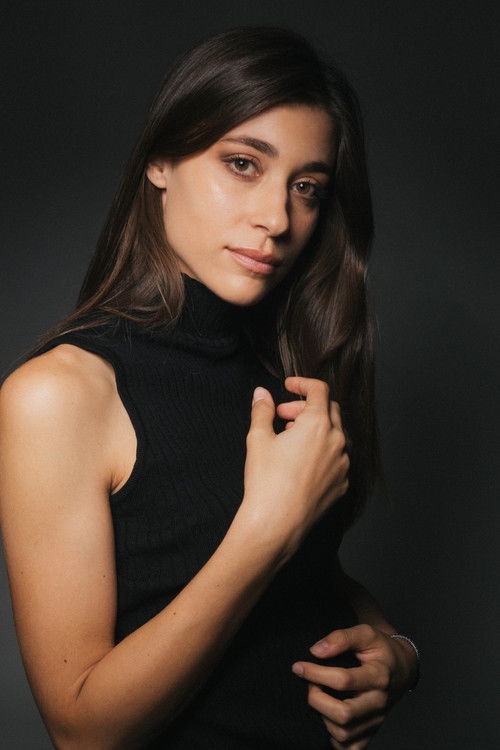 Paola Francesca Frasca as Yvonne Capuano
