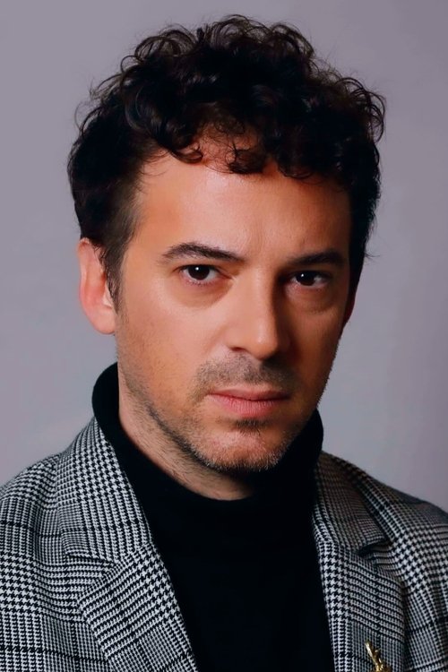Ezequiel Tronconi as Marcos