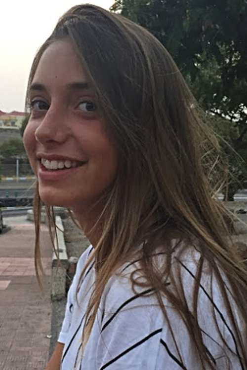 Noemi Parpaiola as Agnes Ramos