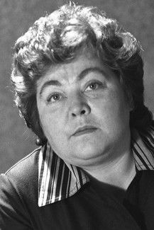 Malli Vällik as Katarina Rosalie