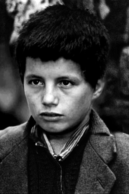 Mohamed Ben Kassen as Petit Omar