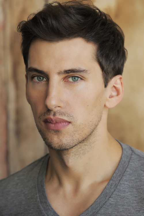 Aaron Schroeder as Norbert