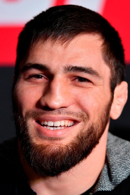 Shamil Gamzatov as Self