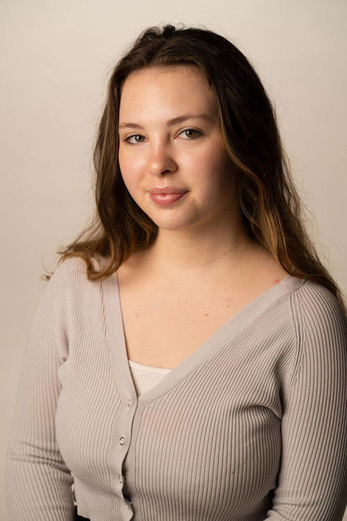 Rebecca Sargent as Sable