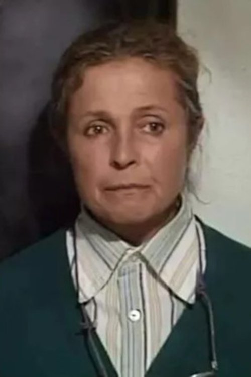 Olga Dzisko as Dasha