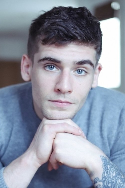 Luigi Kröner as Pompier 1