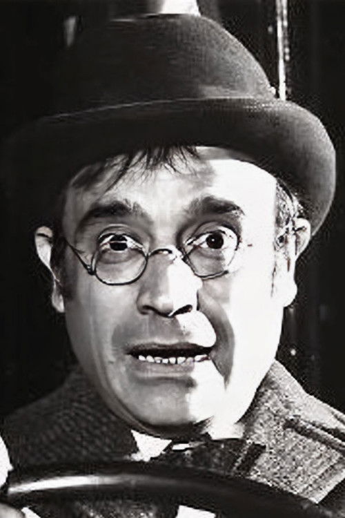 Wagner Mautone as Morris