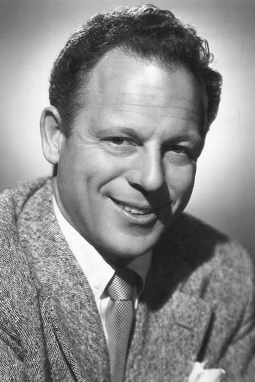 Bill Goodwin as House detective