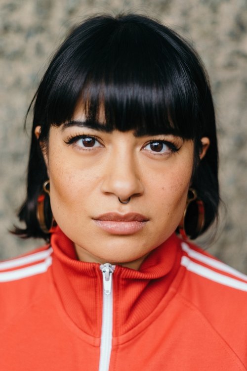 Peyvand Sadeghian as Naima