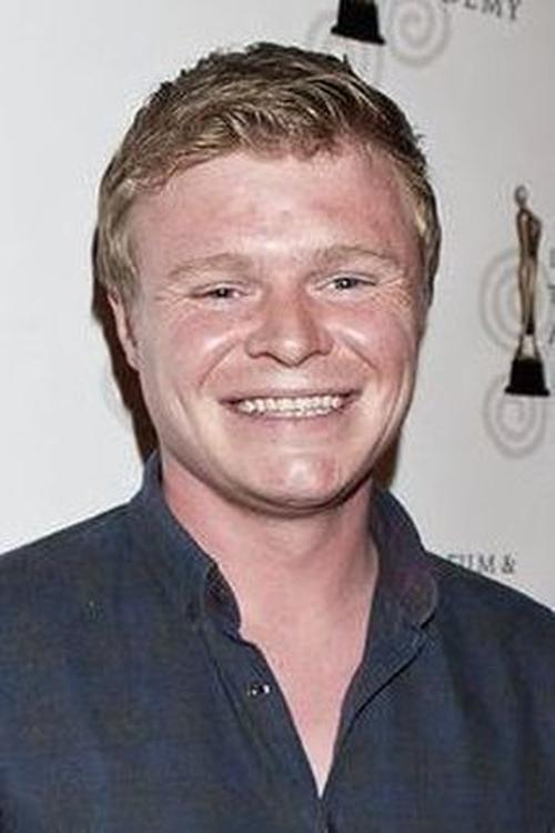 Eamonn Owens as Benignus