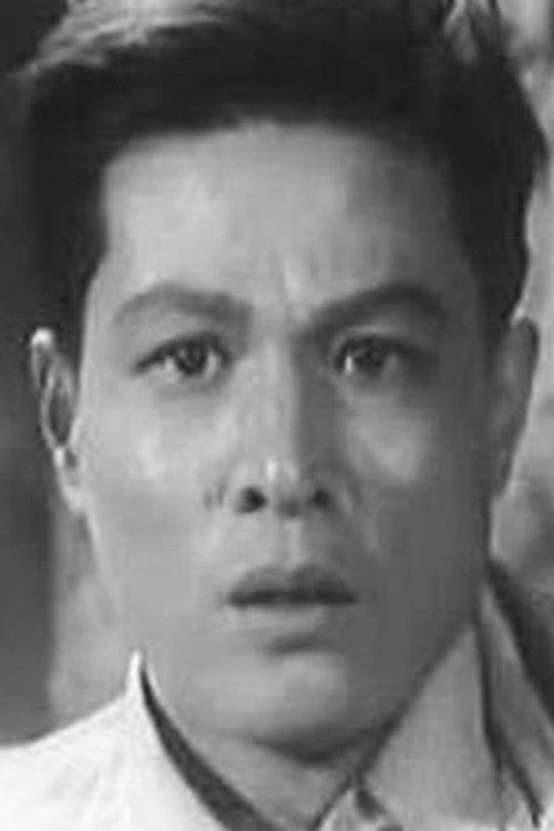 Chang Zeng as 技术员