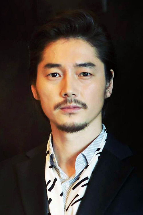 Jo Choon-ho as Sang-wook