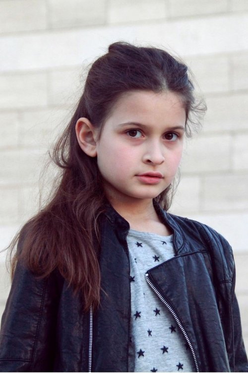 Caterina Sbaraglia as Sofia