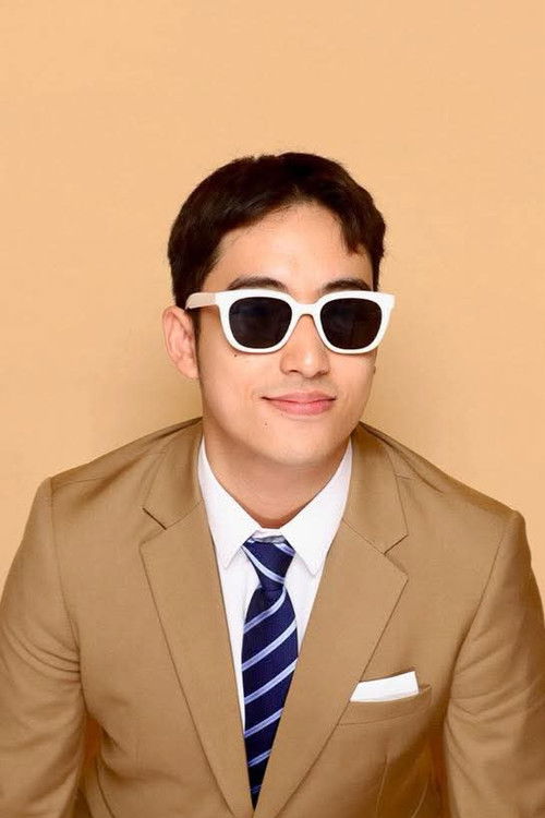 Krerkkaiwan Jantarawipak as KJ