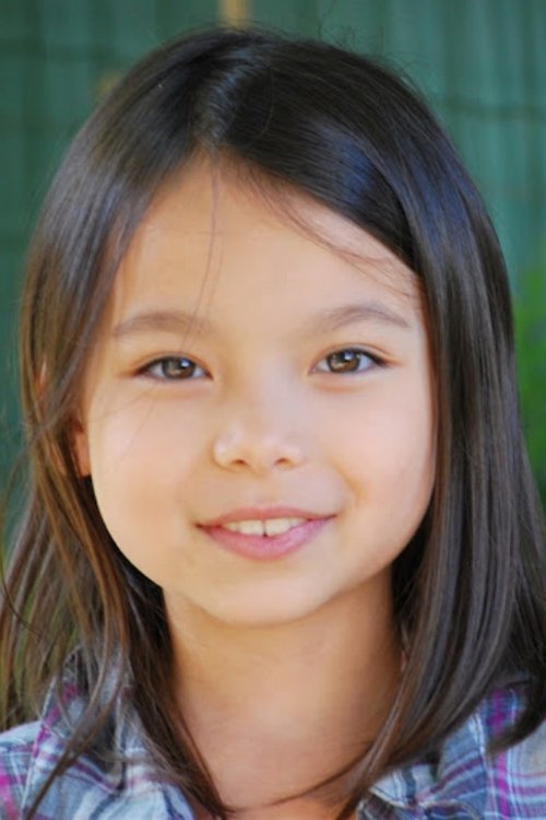 Sarah Le Huu Nho as Sarah