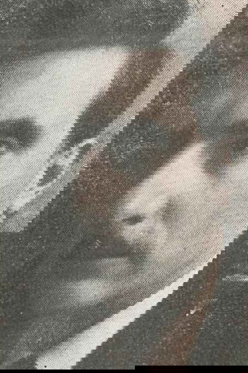 Gian Luigi Polidoro as segment "L'uomo dei 5 palloni")