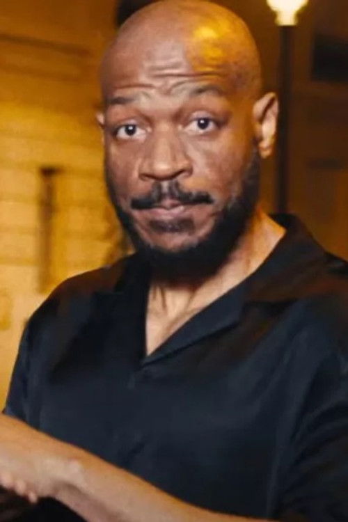 Djimi Finger as Guest : Himself