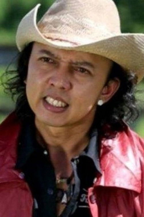 Ikang Sulung as Ijul