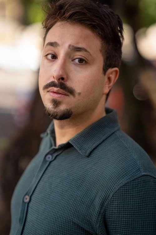 Corrado Niro as Nando (voice)