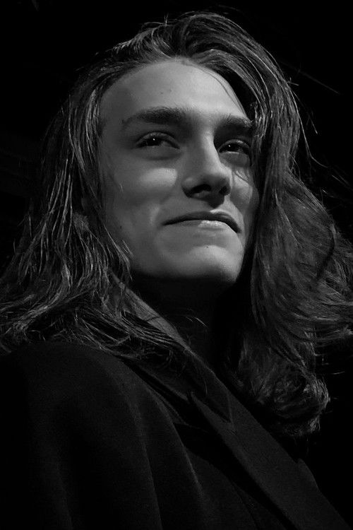 Viktor Kipper as the Elder Brother