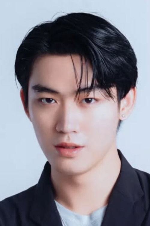 Aung Khant Kyaw as Moe Yate