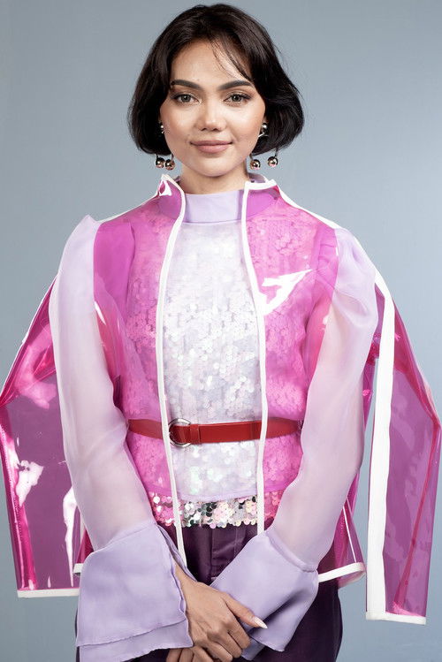 Rina Nose as Calon pembeli rumah