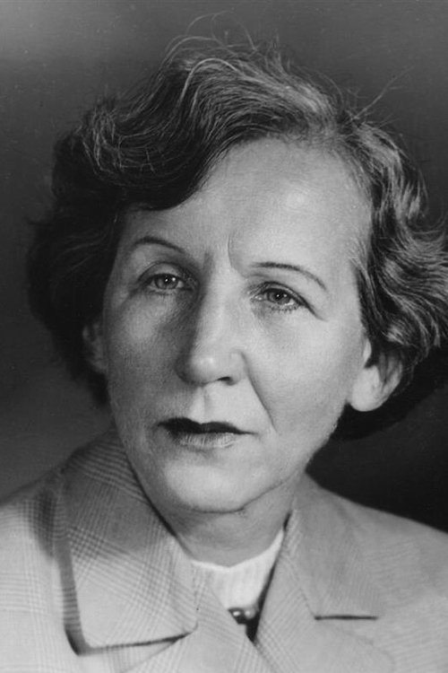 Marie Brožová as ředitelka domova mládeže