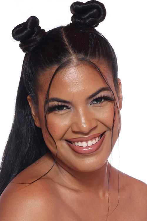 Maya Farrell as Scarlett