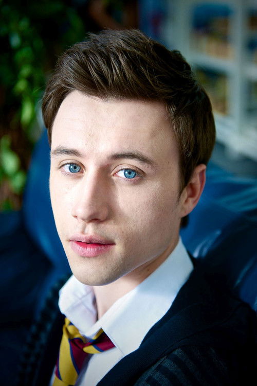 Shane O'Meara as Reece Buckmaster