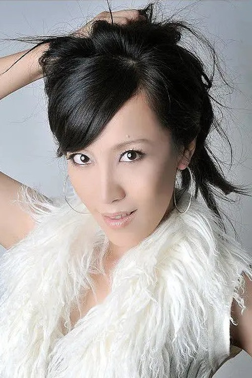 Vicky Li as Square Dance Singer