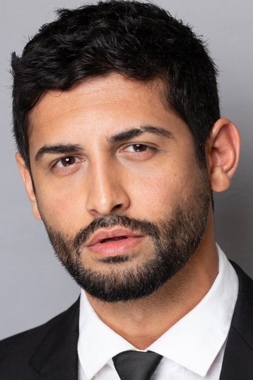 Kamyar Jahan as Make Out Man