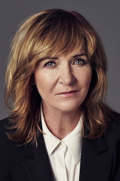 Malou Von Sivers as Interviewer