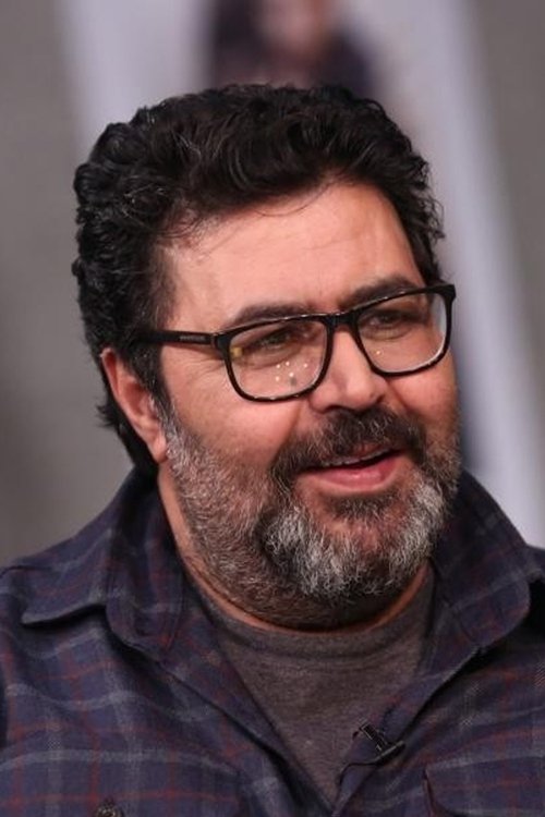 Farhad Aslani as Judge