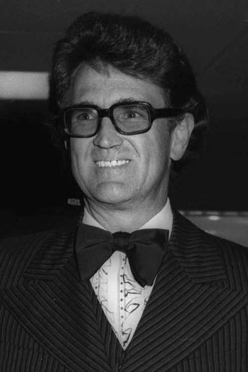 Billy Green Bush as Redsweater