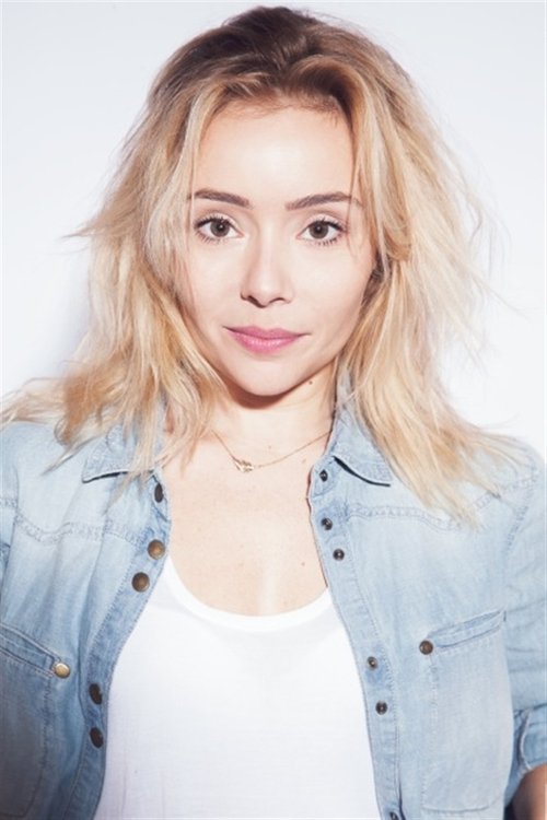 Aurelia Crebessegues as Cindy