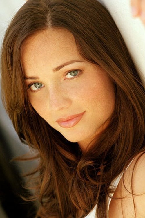 Kari Hawker-Diaz as Cindy Kwai