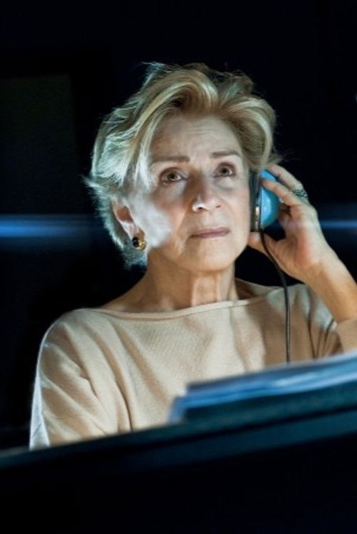 Melina Martello as Regina di Spagna (voice)